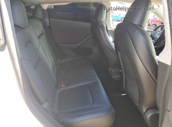 7SAYGDEE9PA136343 2023 TESLA MODEL White Вид задніх сидінь