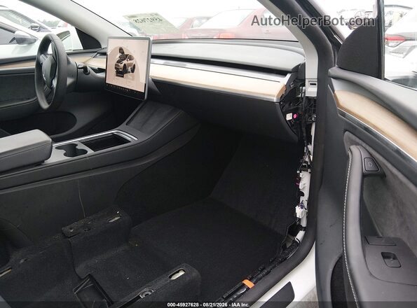 7SAYGDEE9PA137184 2023 TESLA MODEL Y White Vista interior delantera