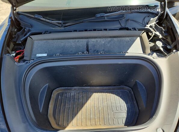 7SAYGDEE9PF904051 2023 TESLA MODEL Black ძრავის განყოფილების ხედი