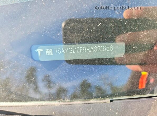 7SAYGDEE9RA321656 2024 TESLA MODEL Серебряный Вид наклейки с VIN-кодом