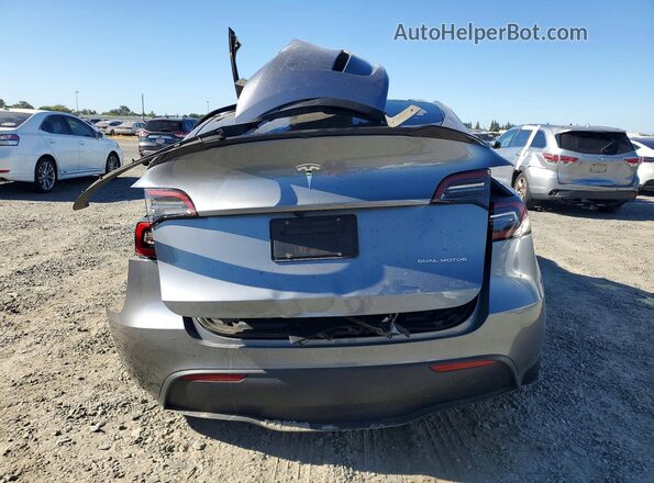 7SAYGDEE9RF113828 2024 TESLA MODEL Gray Widok z tyłu