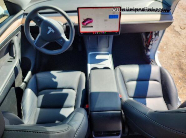 7SAYGDEE9RF169588 2024 TESLA MODEL White Widok deski rozdzielczej