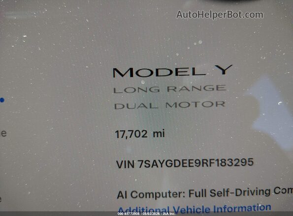 7SAYGDEE9RF183295 2024 TESLA MODEL Y Blue Սալոնի հետևի տեսք