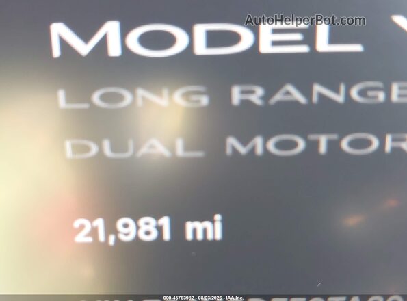 7SAYGDEE9TA396574 2026 TESLA MODEL Y Черный Вид задних сидений