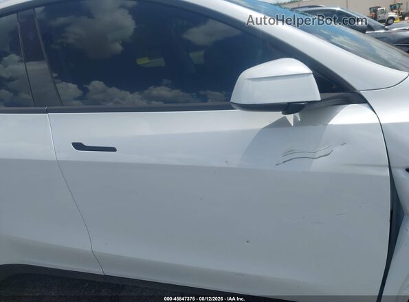 7SAYGDEE9TA640997 2026 TESLA MODEL Y White 