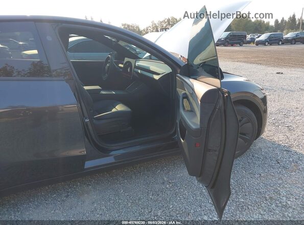 7SAYGDEE9TF634197 2026 TESLA MODEL Y Gray Вид салону спереду