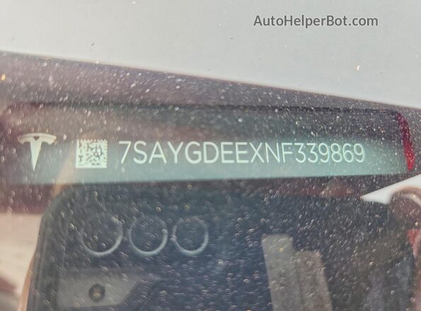 7SAYGDEEXNF339869 2022 TESLA MODEL Red Widok naklejki z numerem VIN