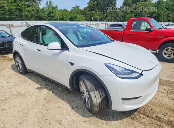 7SAYGDEEXNF508434 2022 TESLA MODEL Белый Передняя правая четверть