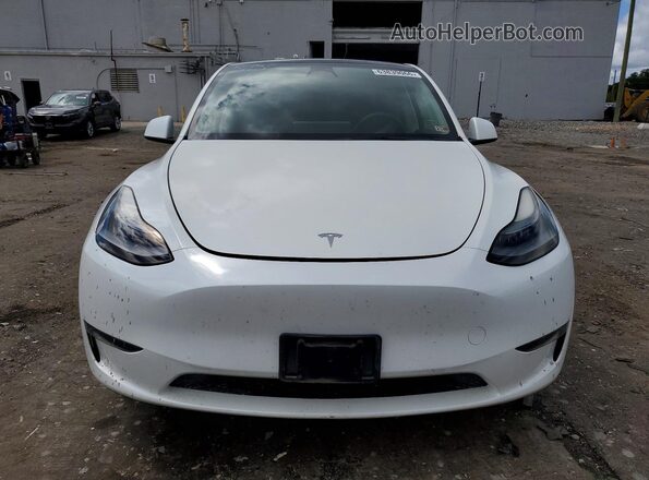 7SAYGDEEXPF664427 2023 TESLA MODEL Белый Вид спереди