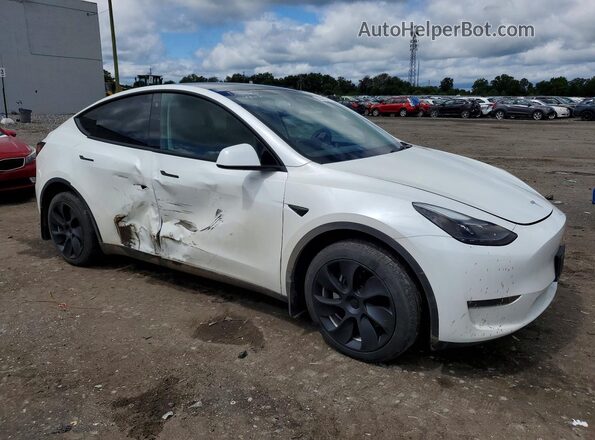 7SAYGDEEXPF664427 2023 TESLA MODEL Белый Передняя правая четверть