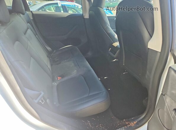 7SAYGDEEXRA259040 2024 TESLA MODEL White Вид задніх сидінь