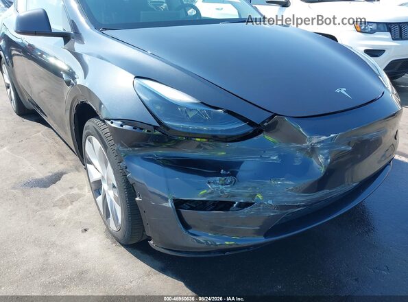 7SAYGDEEXRA264237 2024 TESLA MODEL Y Серый Вид спереди