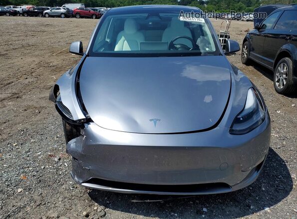 7SAYGDEEXRA302520 2024 TESLA MODEL Silver Widok z przodu