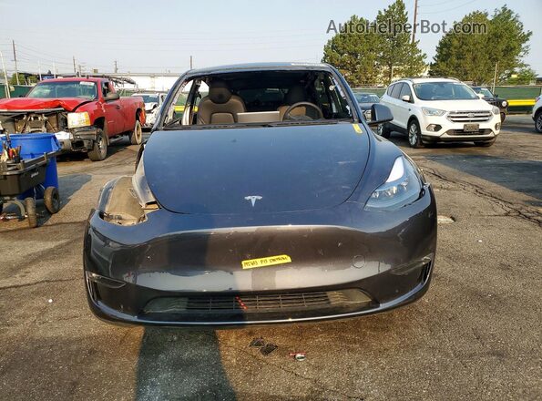 7SAYGDEEXRF195603 2024 TESLA MODEL Gray Դիմացի տեսք
