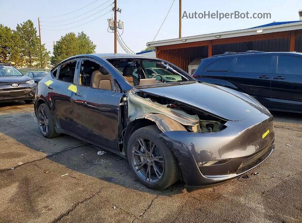7SAYGDEEXRF195603 2024 TESLA MODEL Gray Առջևի աջ