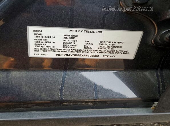 7SAYGDEEXRF195603 2024 TESLA MODEL Gray VIN կոդի պիտակի տեսք