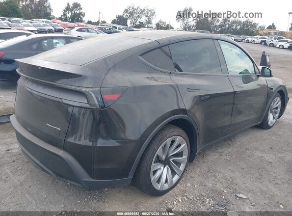 7SAYGDEEXTF565889 2026 TESLA MODEL Y Black Rear interior view