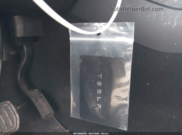 7SAYGDEEXTF565889 2026 TESLA MODEL Y Black Dashboard view
