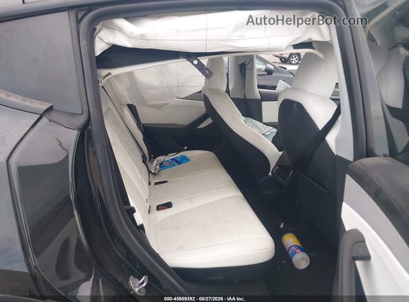7SAYGDEEXTF565889 2026 TESLA MODEL Y Black VIN sticker view