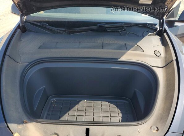 7SAYGDEF0RA289270 2024 TESLA MODEL Gray უკანა სალონის ხედი