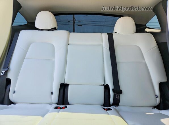 7SAYGDEF0RA324101 2024 TESLA MODEL Gray Вид задніх сидінь