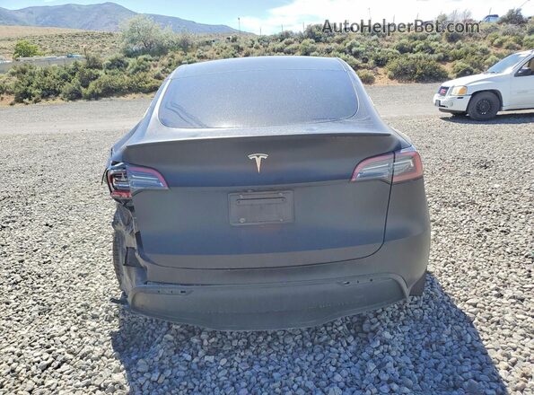 7SAYGDEF0RF022813 2024 TESLA MODEL Black Հետևի տեսք