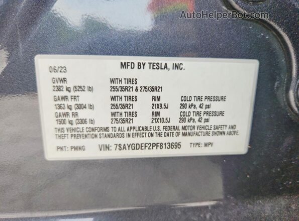 7SAYGDEF2PF813695 2023 TESLA MODEL Gray ძრავის განყოფილების ხედი