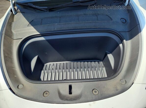 7SAYGDEF2PF942827 2023 TESLA MODEL Белый Вид задней части салона