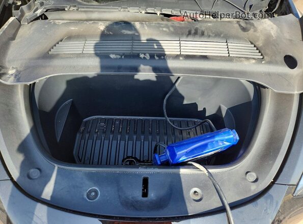 7SAYGDEF2PF976878 2023 TESLA MODEL Черный Вид задней части салона