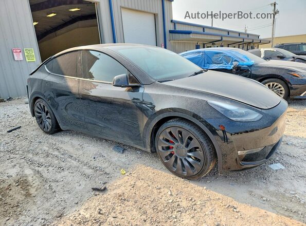 7SAYGDEF2PF976878 2023 TESLA MODEL Черный Передняя правая четверть