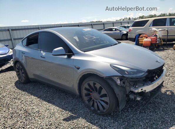 7SAYGDEF2RA312368 2024 TESLA MODEL Серый Передняя правая четверть