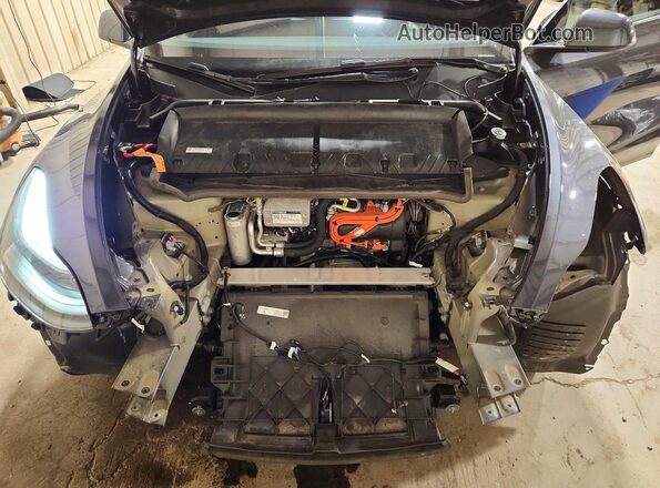7SAYGDEF2RA326237 2024 TESLA MODEL Серый Вид подкапотного пространства