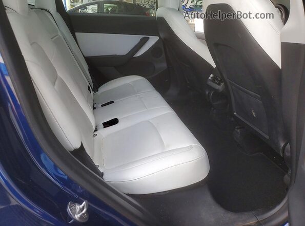 7SAYGDEF3NF365609 2022 TESLA MODEL Blue Հետևի նստատեղերի տեսք