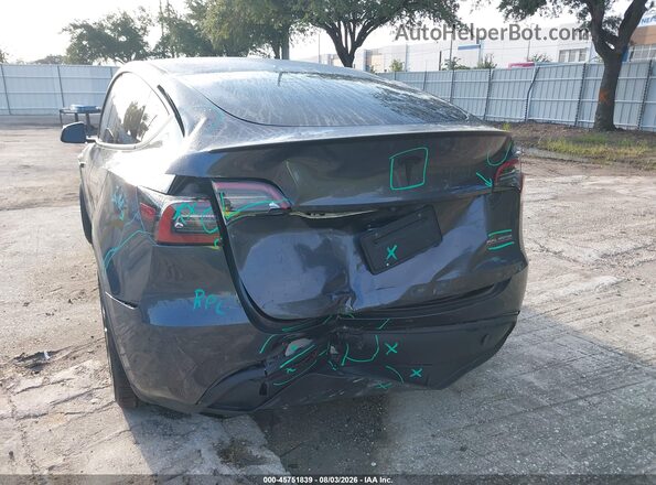 7SAYGDEF3NF404313 2022 TESLA MODEL Y Серый Вид спереди