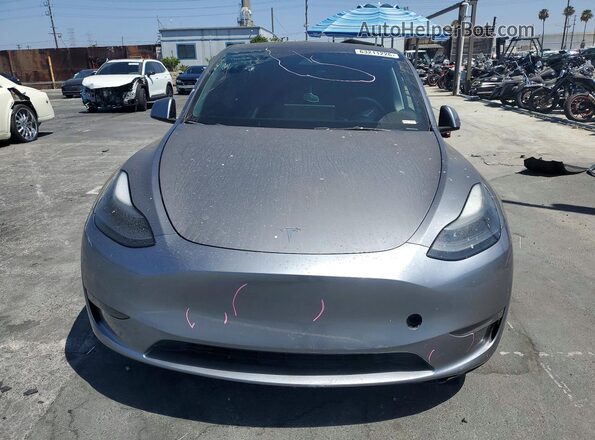 7SAYGDEF3RA294351 2024 TESLA MODEL Серебряный Вид спереди