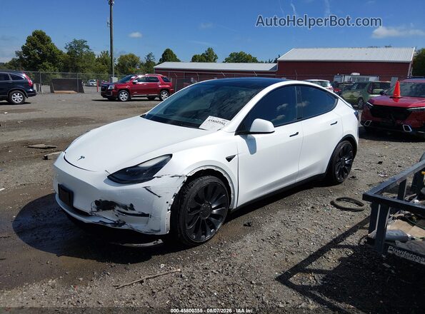 7SAYGDEF4NF532902 2022 TESLA MODEL Y White Առջևի ձախ երեք քառորդ տեսարան