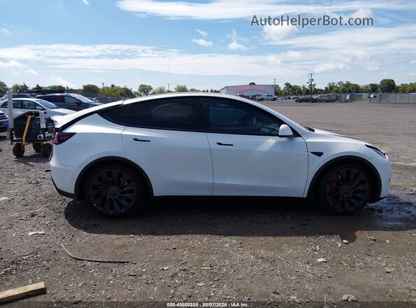 7SAYGDEF4NF532902 2022 TESLA MODEL Y White Սալոնի հետևի տեսք