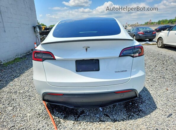7SAYGDEF5NF308747 2022 TESLA MODEL Белый Вид сзади