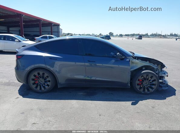 7SAYGDEF5PF738412 2023 TESLA MODEL Y Серый Панорамный вид салона 360°