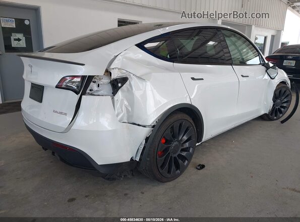 7SAYGDEF5RA266096 2024 TESLA MODEL Y Белый Задняя правая четверть