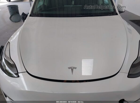 7SAYGDEF5RA266096 2024 TESLA MODEL Y Белый Вид сзади