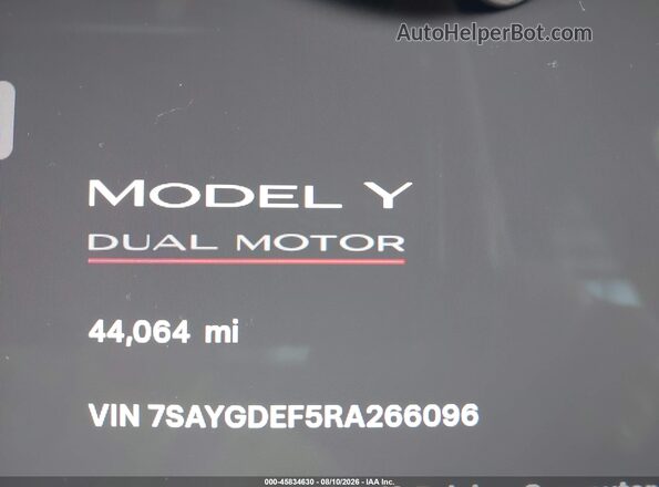 7SAYGDEF5RA266096 2024 TESLA MODEL Y Белый 