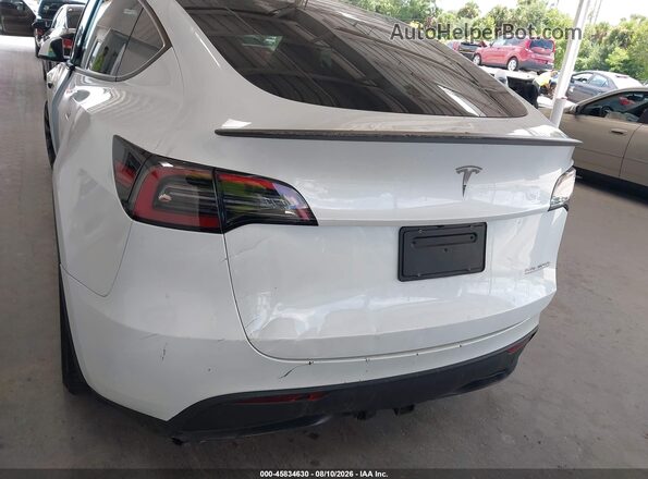 7SAYGDEF5RA266096 2024 TESLA MODEL Y Белый 