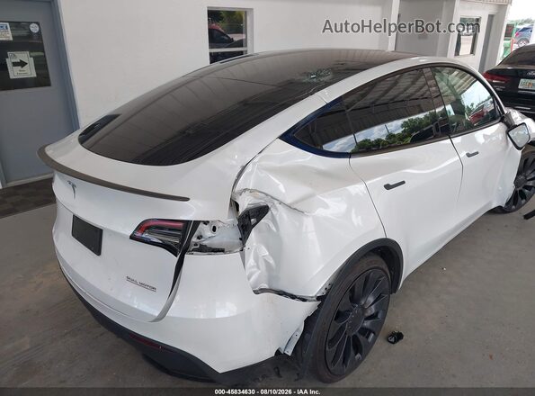 7SAYGDEF5RA266096 2024 TESLA MODEL Y Белый 