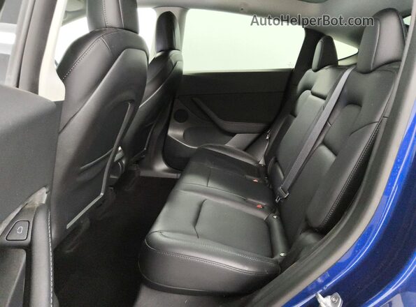 7SAYGDEF6NF389239 2022 TESLA MODEL Blue უკანა სალონის ხედი