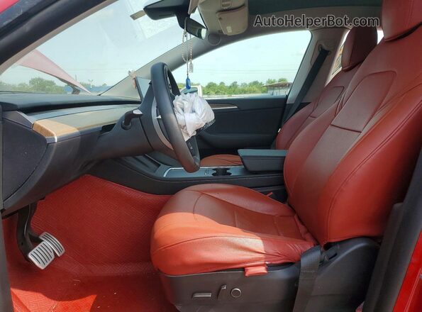 7SAYGDEF6NF545957 2022 TESLA MODEL Красный Вид салона спереди