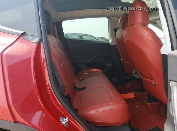 7SAYGDEF6NF545957 2022 TESLA MODEL Красный Вид задних сидений