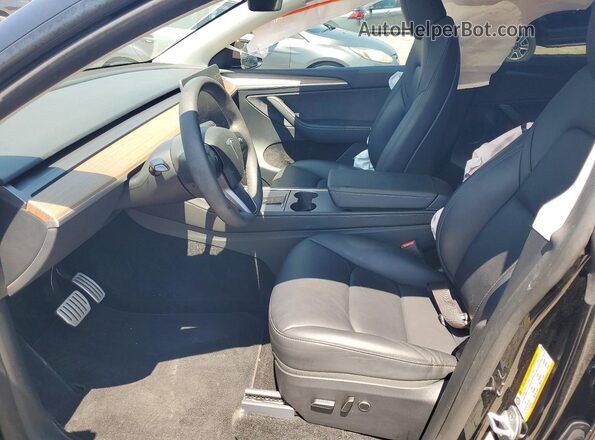 7SAYGDEF6PF926145 2023 TESLA MODEL Черный Вид салона спереди