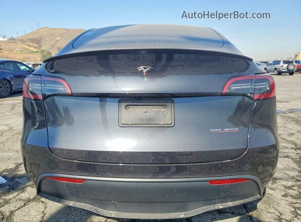7SAYGDEF6SF243287 2025 TESLA MODEL Угольный Вид сзади