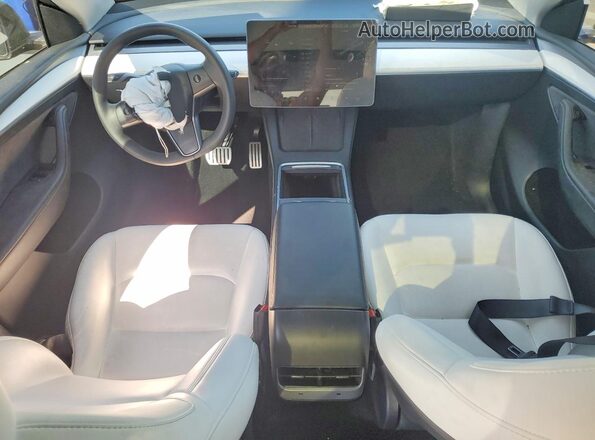 7SAYGDEF6SF243287 2025 TESLA MODEL Угольный Вид панели приборов